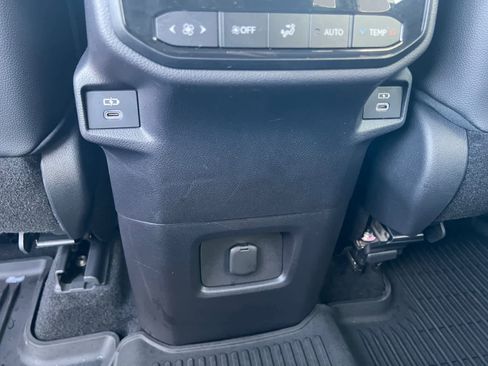 Used 2024 Toyota Grand Highlander XLE image 16