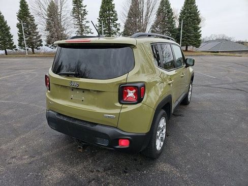 Used 2015 Jeep Renegade Latitude w/ Cold Weather Group II image 6