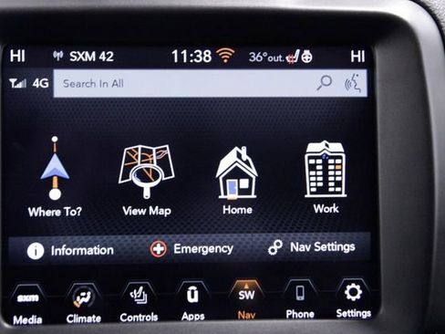 Used 2022 Jeep Renegade Latitude w/ Sun/Sound Group image 34