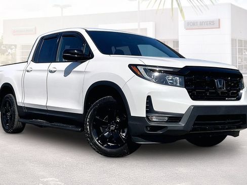 Used 2025 Honda Ridgeline Black Edition image 1