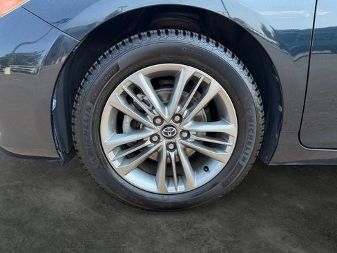 Used 2016 Toyota Camry SE FWD image 4