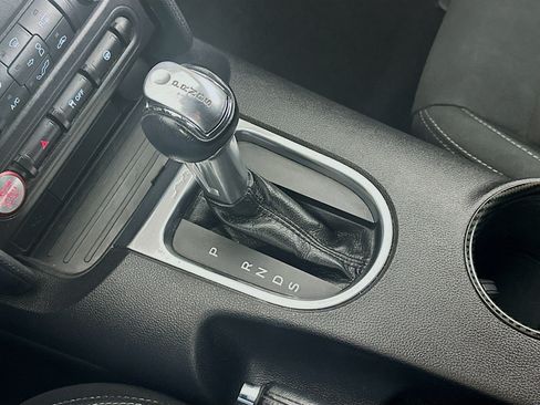 Used 2019 Ford Mustang Coupe w/ Black Accent Package RWD image 23