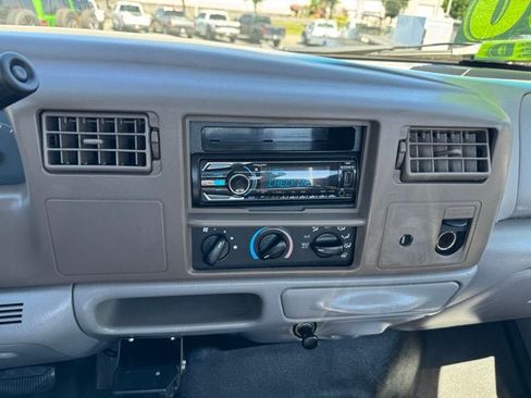 Used 2001 Ford F250 XLT AWD/4WD image 14