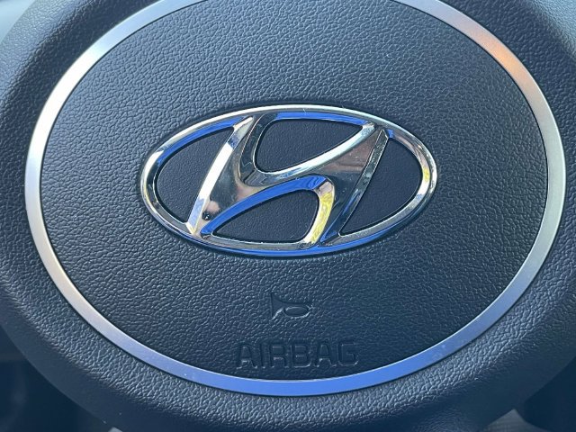 Certified 2023 Hyundai Elantra Blue FWD image 24