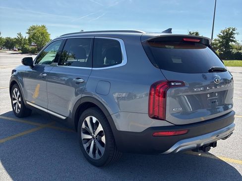 Used 2020 Kia Telluride S w/ S 8 Passenger Seating Package AWD/4WD image 4