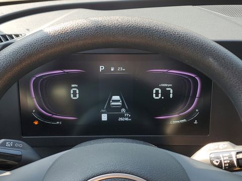 Used 2025 Kia Sportage LX FWD image 22