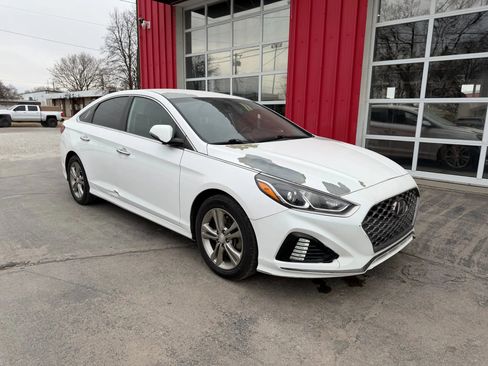 Used 2019 Hyundai Sonata SEL w/ Tech Package 02 image 2
