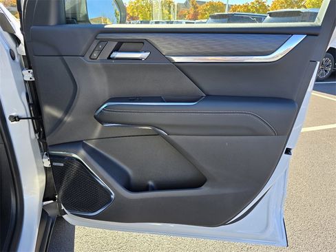 New 2026 GMC Acadia Elevation w/ Elevation Premium Package image 34