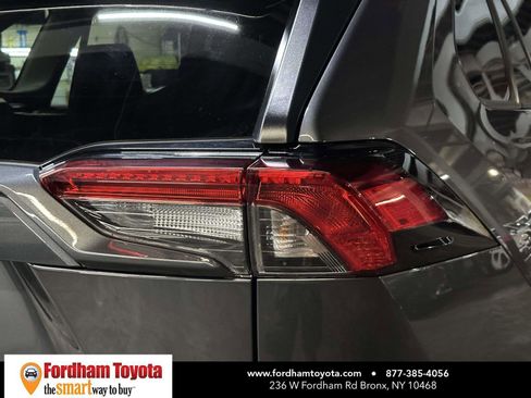 Used 2025 Toyota RAV4 XLE image 12