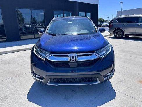 Used 2017 Honda CR-V Touring image 2