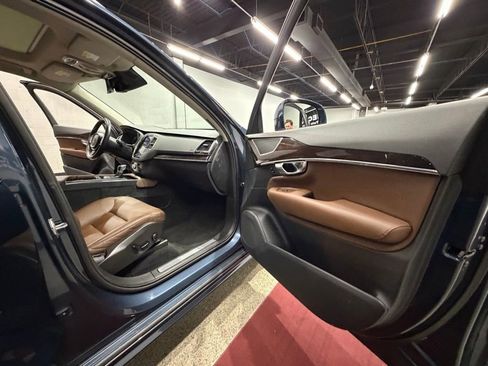 Used 2019 Volvo XC90 T6 Momentum w/ Advanced Package image 36
