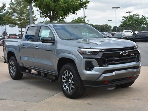 New 2026 Chevrolet Colorado Z71 w/ Technology Package AWD/4WD image 3