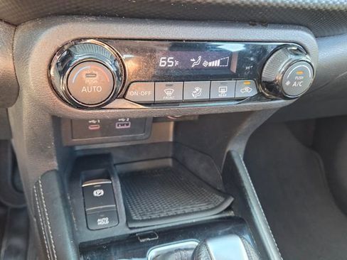 Used 2022 Nissan Kicks SV image 22