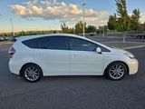 Used 2015 Toyota Prius V image 2