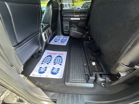 Used 2021 Ford F350 Lariat image 27