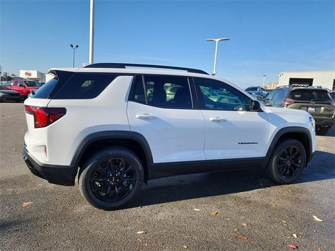 New 2026 GMC Terrain Elevation w/ Elevation Premium Package image 2