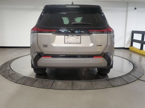 Used 2026 Toyota RAV4 XSE w/ Panoramic Sun Roof Package AWD/4WD image 9