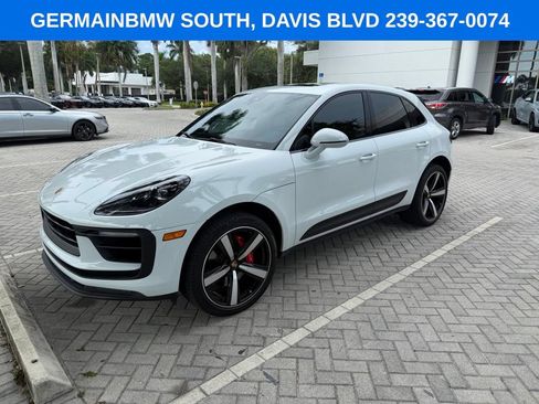 Used 2022 Porsche Macan S AWD/4WD image 2