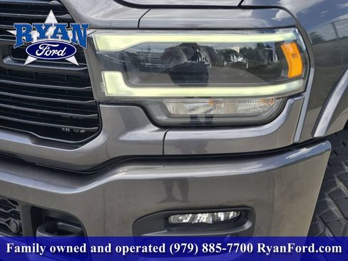 Used 2022 RAM 3500 Laramie AWD/4WD image 6