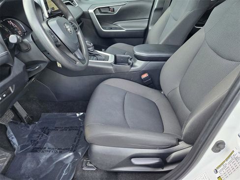 Used 2024 Toyota RAV4 LE image 25