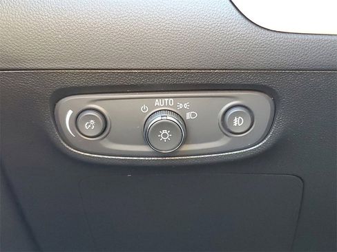 Used 2023 Buick Encore GX Essence w/ Experience Buick Package image 21