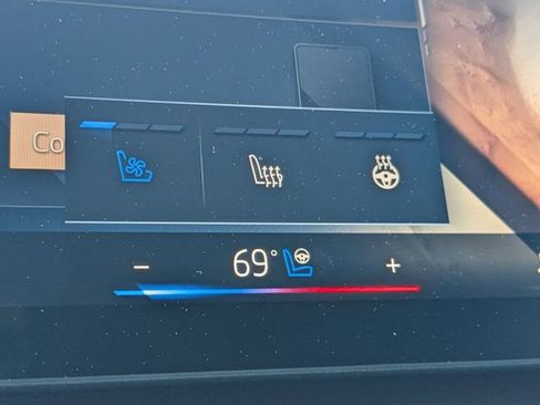 Used 2025 BMW X3 xDrive30i w/ Convenience Package image 24