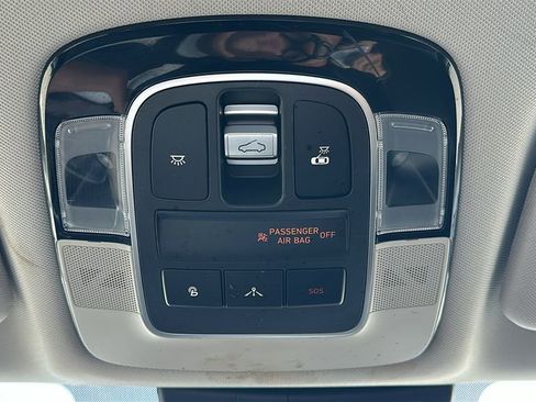 Used 2020 Hyundai Sonata Limited image 30