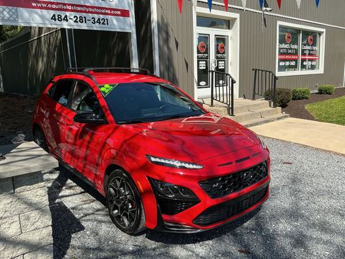 Used 2022 Hyundai Kona N FWD image 3