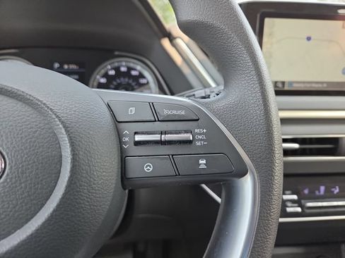 Certified 2023 Hyundai Sonata SEL w/ Preferred Accessory Package FWD image 19