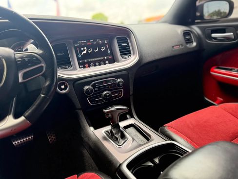 Used 2020 Dodge Charger R/T w/ Blacktop Package RWD image 27