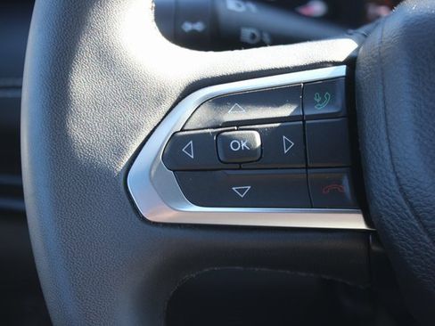 Used 2022 Jeep Compass Altitude image 13