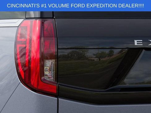 New 2027 Ford Expedition Active AWD/4WD image 21