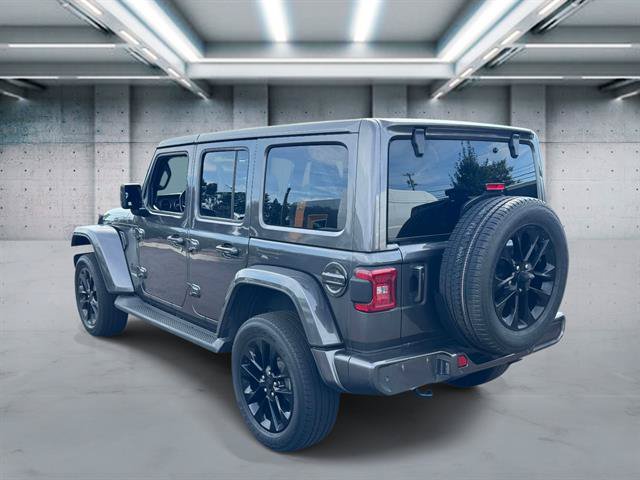 Used 2021 Jeep Wrangler Unlimited Sahara AWD/4WD image 4