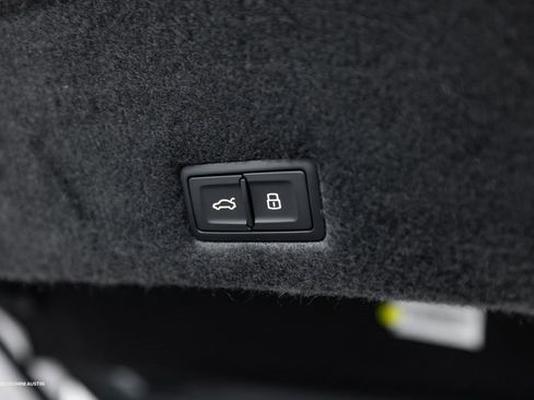 New 2025 Lamborghini Urus SE image 15