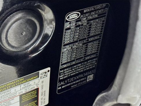 Certified 2023 Land Rover Range Rover Velar R-Dynamic S image 34