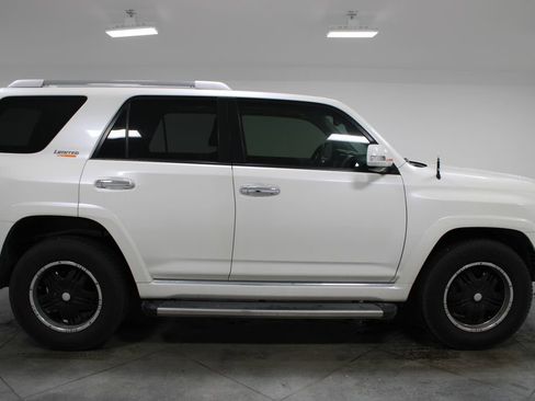 Used 2012 Toyota 4Runner Limited image 11