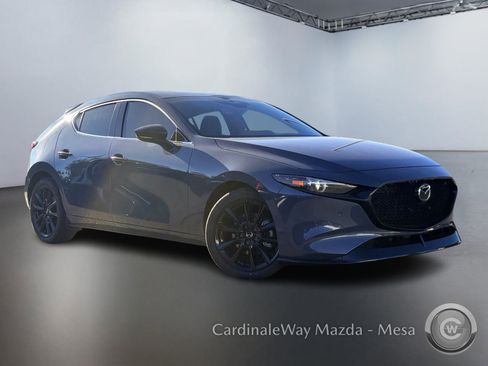 New 2026 MAZDA MAZDA3 Hatchback w/Premium Plus Pkg image 2