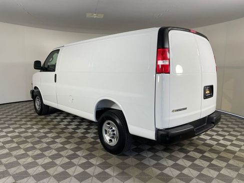 New 2026 Chevrolet Express 2500 w/ Driver Convenience Package RWD image 11