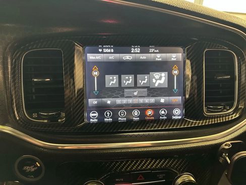 Used 2018 Dodge Charger R/T image 26