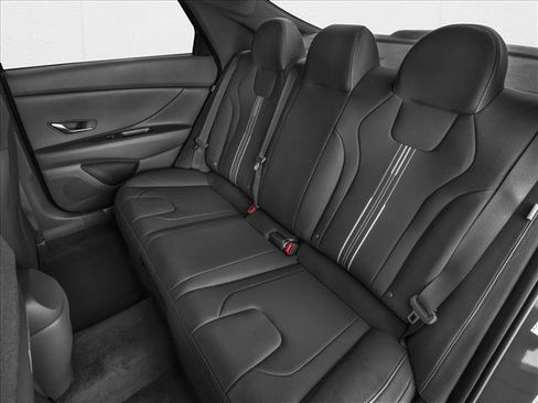 New 2026 Hyundai Elantra Hybrid FWD image 9