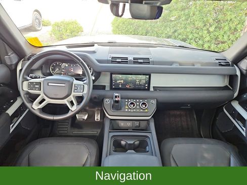 Used 2023 Land Rover Defender 110 X-Dynamic SE AWD/4WD image 9