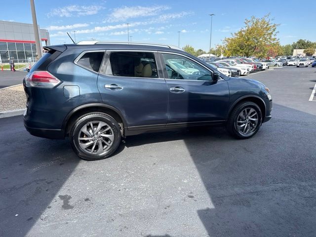 Used 2016 Nissan Rogue SL w/ SL Premium Package AWD/4WD image 7