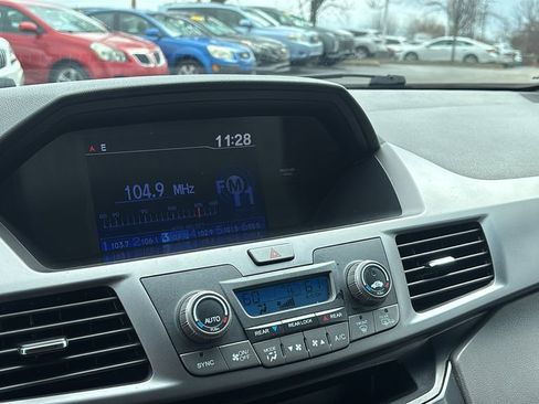 Used 2012 Honda Odyssey EX image 19