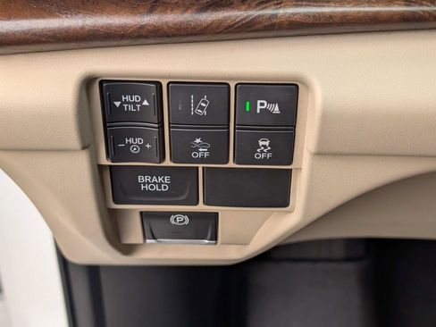 Used 2020 Acura RDX AWD w/ Advance Package image 28