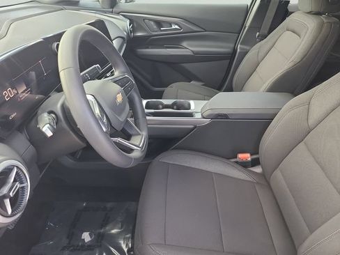 New 2026 Chevrolet Equinox EV LT w/ LPO, Blackout Package FWD image 22