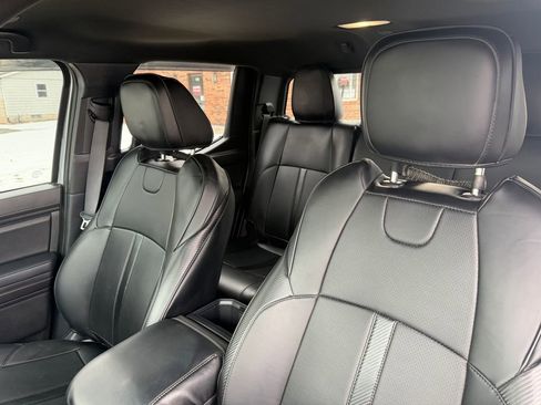 Used 2024 Toyota Tacoma TRD Sport w/ TRD Sport Upgrade Package image 22