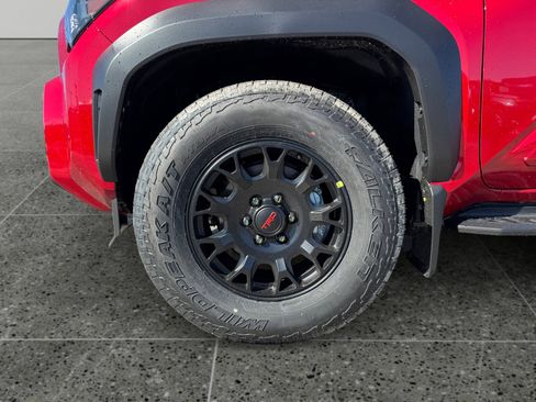 New 2026 Toyota 4Runner TRD Off-Road Premium AWD/4WD image 9