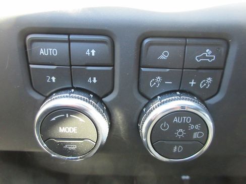 New 2026 GMC Sierra 2500 Denali w/ Denali Reserve Package AWD/4WD image 18