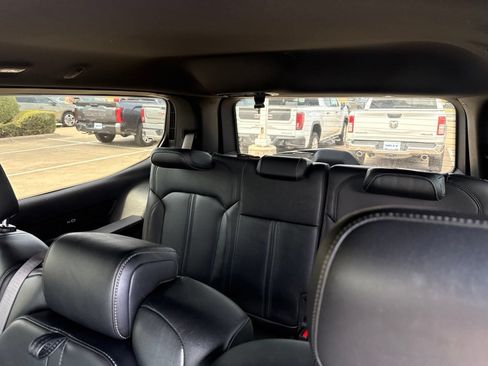 Used 2022 Jeep Wagoneer Series II RWD image 11