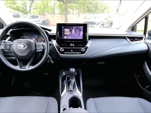 Used 2023 Toyota Corolla LE image 15